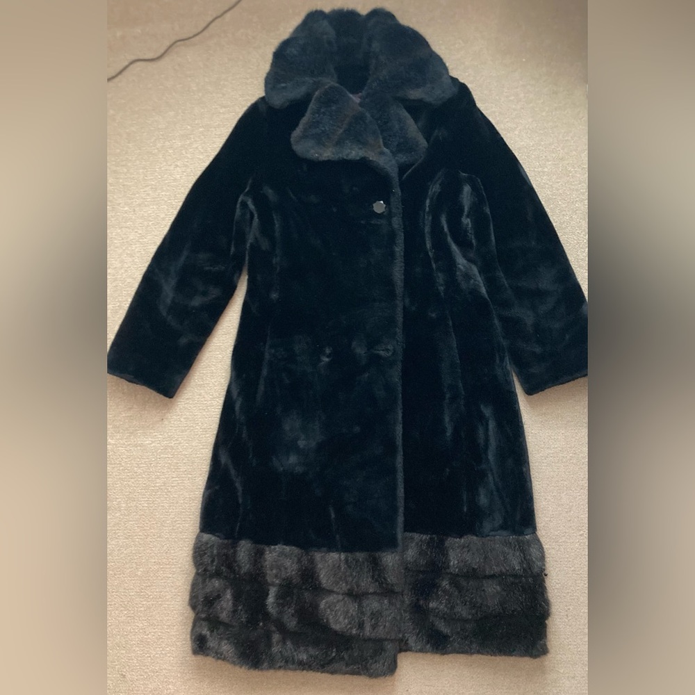 🛑SOLD🛑VINTAGE Borgazia Penny Lane Fur Coat